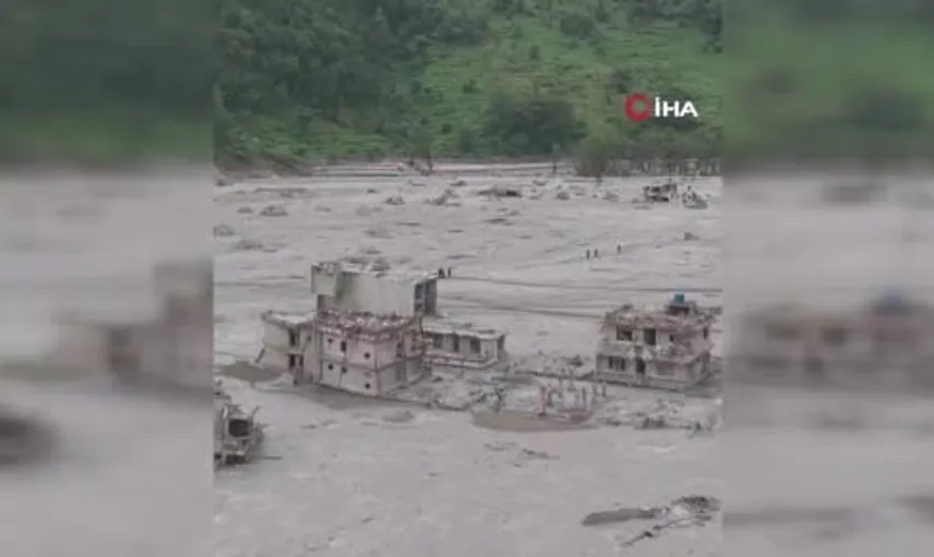 Nepal'de sel felaketinde can kaybı artıyor: 788 kişi yaşamını yitirdi