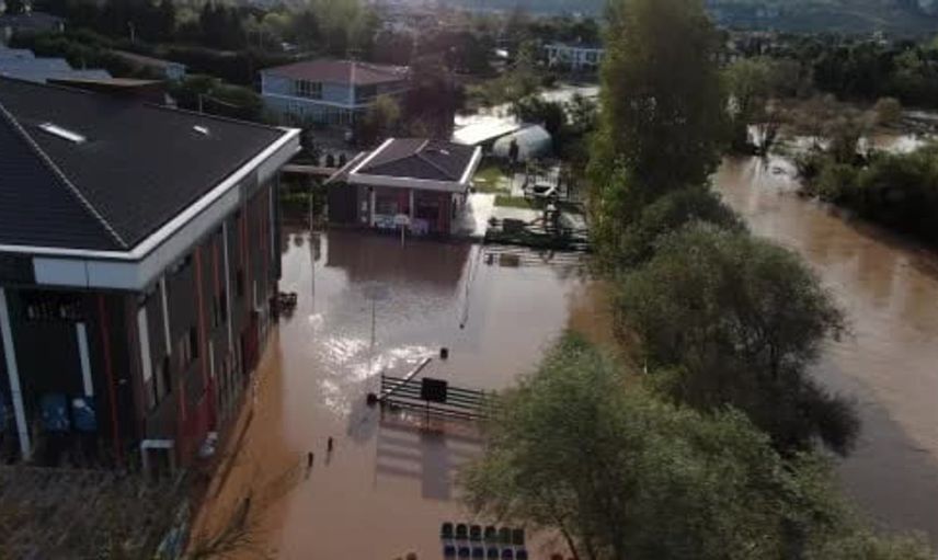 Şile'deki sel felaketi: Evler ve villalar su altında kaldı