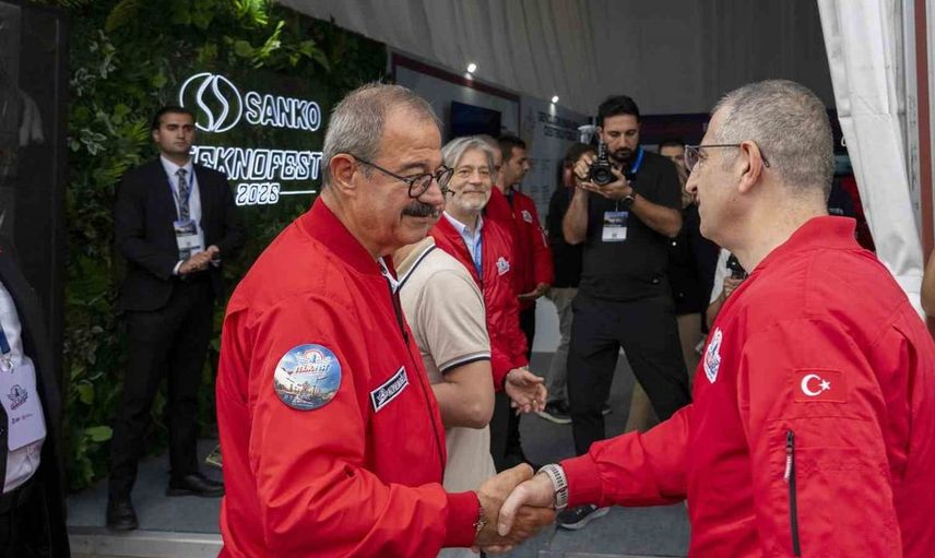 Selçuk ve Haluk Bayraktar, SANKO'yu ziyaret ederek teknoloji projelerini değerlendirdi