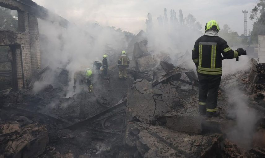 Kiev bölgesine düzenlenen saldırıda 3 kişi hayatını kaybetti, bir çocuk da var