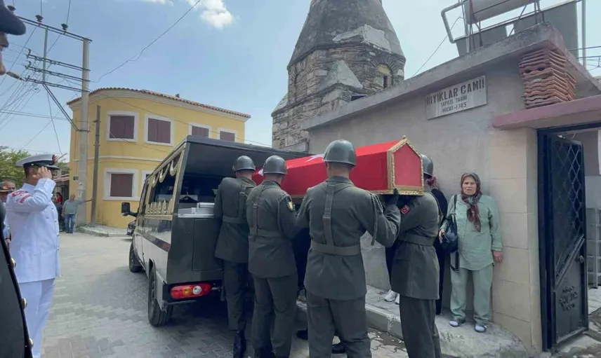 Bayındır, Kıbrıs Gazisi fehim sezgin’i son yolculuğuna uğurladı