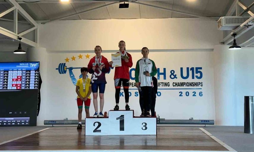 Kosova'da halterde tarihi başarı: Türk sporcular 3 Avrupa rekoru kırdı