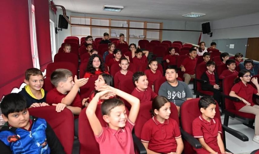 Bilimle buluşan öğrenciler köy şenliğinde yeni deneyimler elde etti
