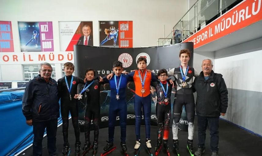 Erzurum'da short track heyecanı dorukta: Madalyalar sahiplerini buldu