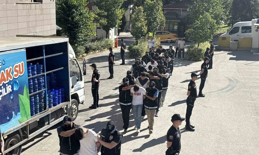 Uyuşturucu tedarik zinciri çökertildi: Eskişehir'de 147 bin hap ele geçirildi