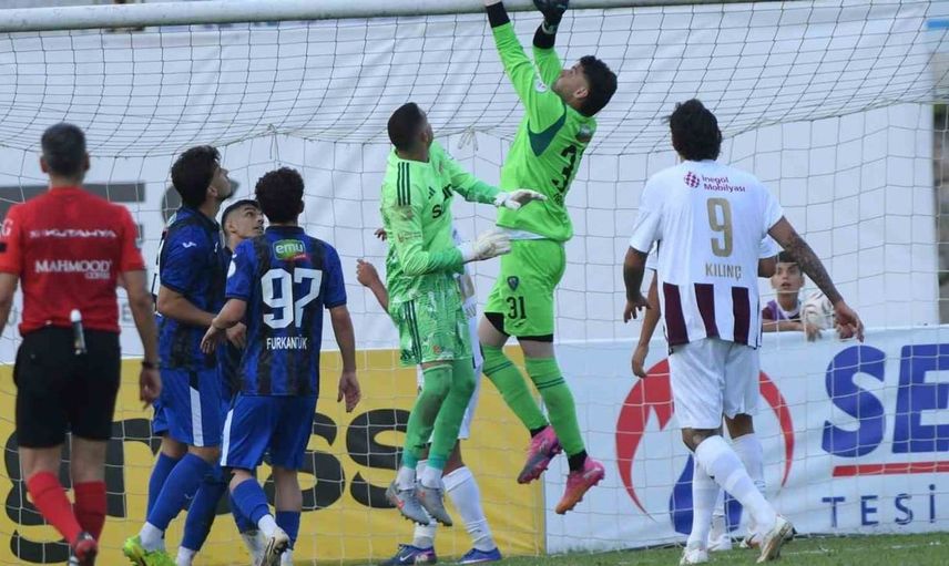 TFF 2. ligde Karacabey Belediyespor, İnegölspor'u mağlup etti