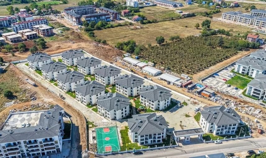 Kartepe Kent konut evleri 144 hak sahibine teslim edildi