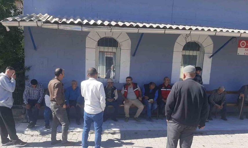 Uşak'ta tarımsal üretime yerinde destek sunuluyor