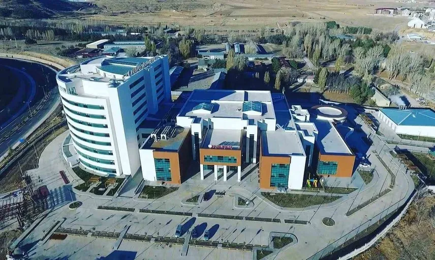 Bayburt'a yeni hekim kadroları ile sağlık hizmetleri güçleniyor