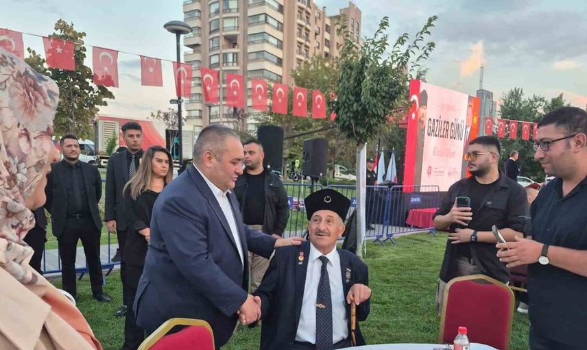 Bülent Turan: Gazilik, milletimizin ortak değeri ve ruhudur