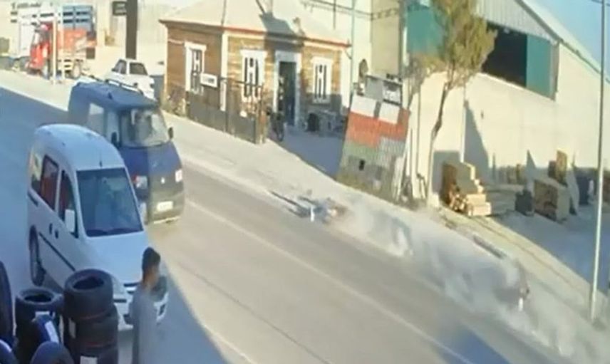 Aksaray'da 15 yaşındaki motosiklet sürücüsü kazada ağır yaralandı