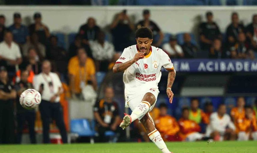 Galatasaraylı Gabriel Sara, Konyaspor maçıyla 100. maçına çıkıyor