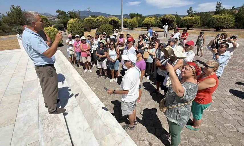 Havran siyah inciri hasadı ile turizm hareketliliği artıyor