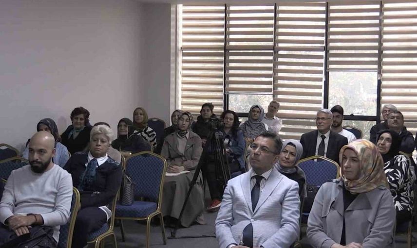 Elazığ'da edebiyat atölyesi eğitimleri derinleşiyor ve yeni isimler yetiştiriyor