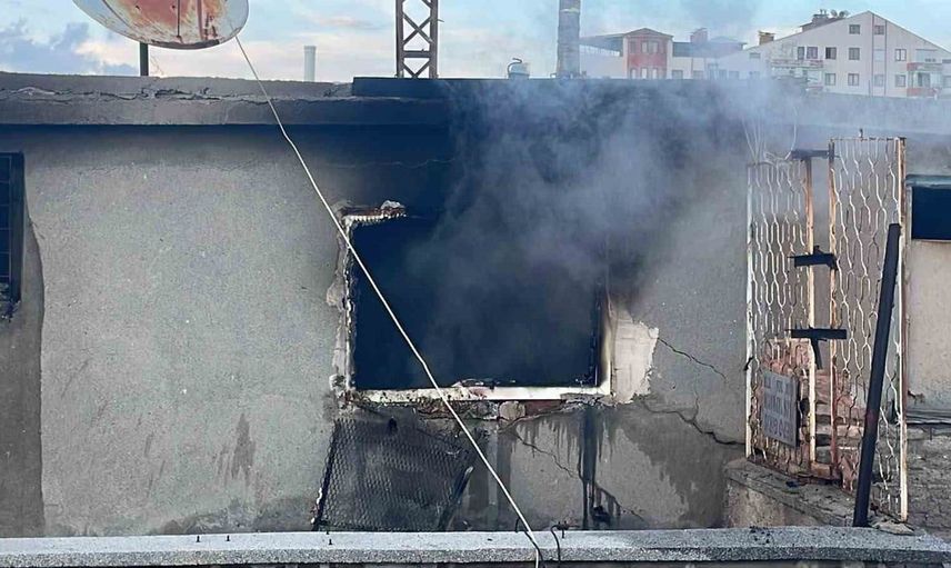 Karaman'da yangın anı ilginç anlara sahne oldu