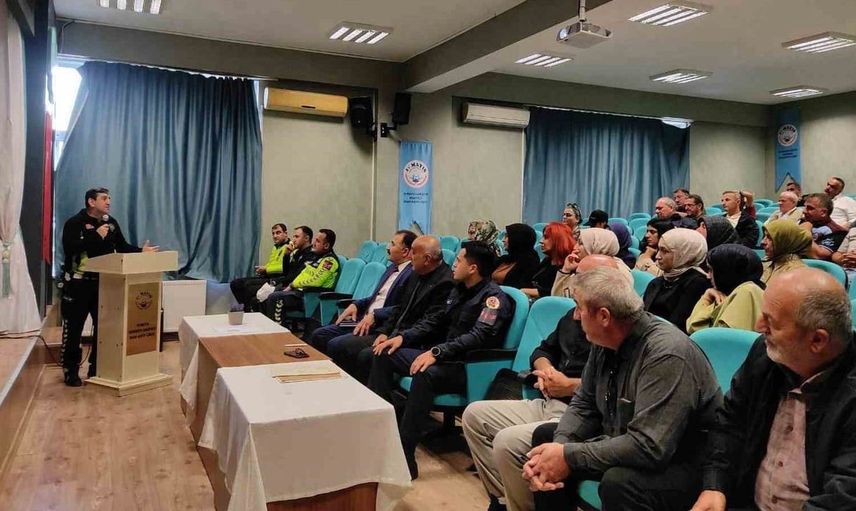 19 Mayıs ilçesinde servis personeline güvenlik eğitimi verildi