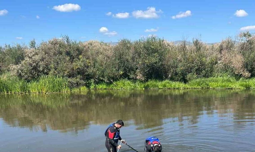 Ardahan'da atıyla nehre giren çoban kayboldu