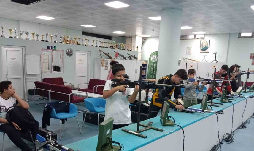 Aydın'da spor okulları faaliyetleri hız kesmeden devam ediyor