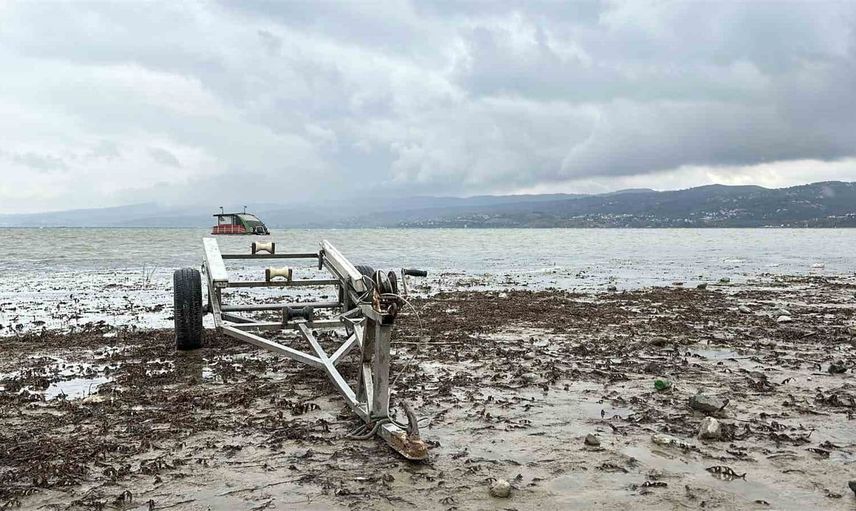Sapanca Gölü'ndeki su seviyesi düşmeye devam ediyor: Bilinçli tüketim şart