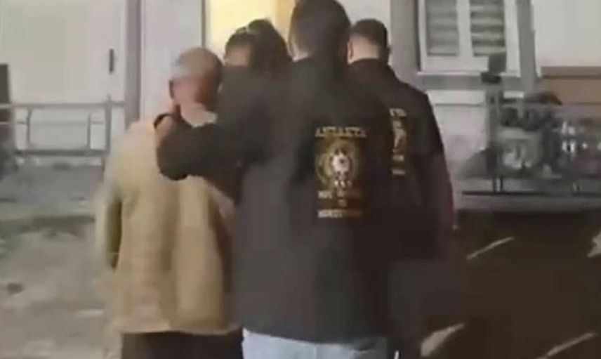Baklava bahanesiyle dolandırıcılık: 75 yaşındaki adamı evlilik vaadiyle kandırdılar
