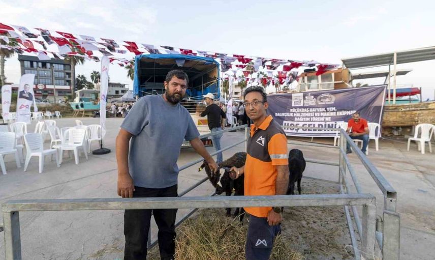 Mersin'de üreticilere büyük destek: 22,5 milyon liralık yardım paketleri dağıtıldı