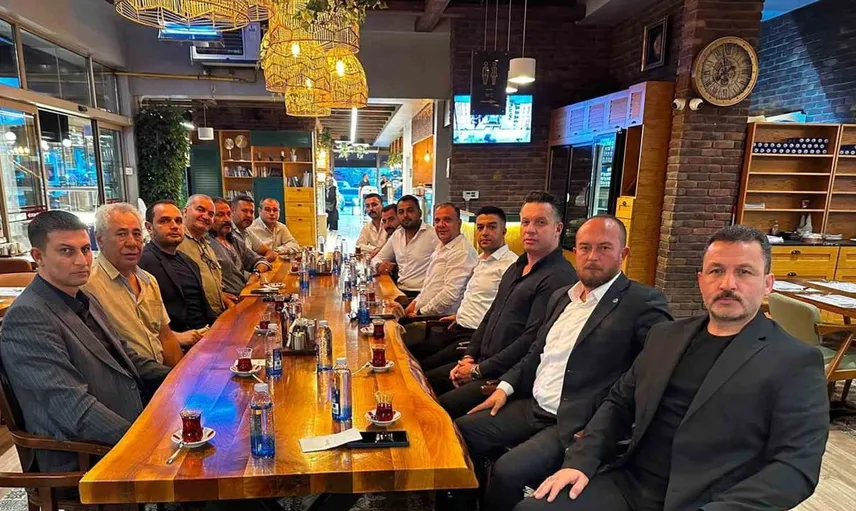 Eskişehir'de geçmiş dönemin il başkanları bir araya geldi