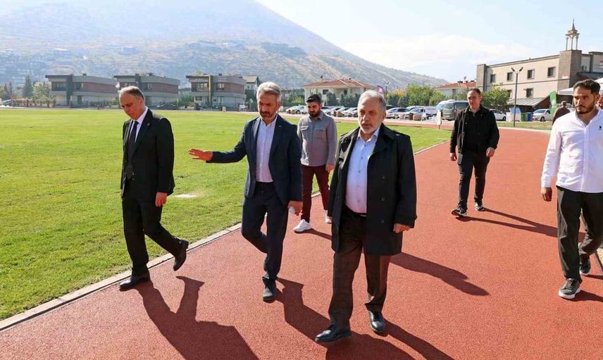 Talas'ta yamaç paraşütü alanına modern yürüyüş yolu ve tartan pist kazandırıldı