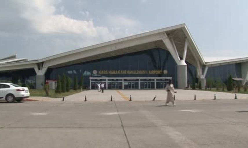 Bakü-Kars direkt uçak seferleri başladı