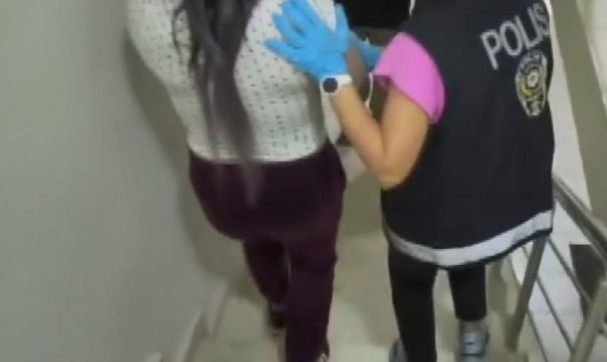 Mersin'de müstehcenlik soruşturması kapsamındaki sosyal medya hesaplarına erişim engeli