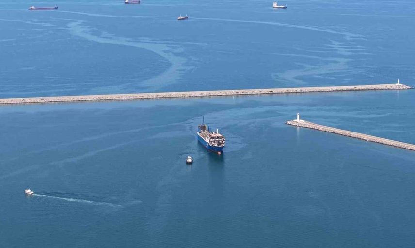 Saldırıdan sonra yaralı Türk mürettebat ile Nadezhda gemisi Samsun'a getirildi