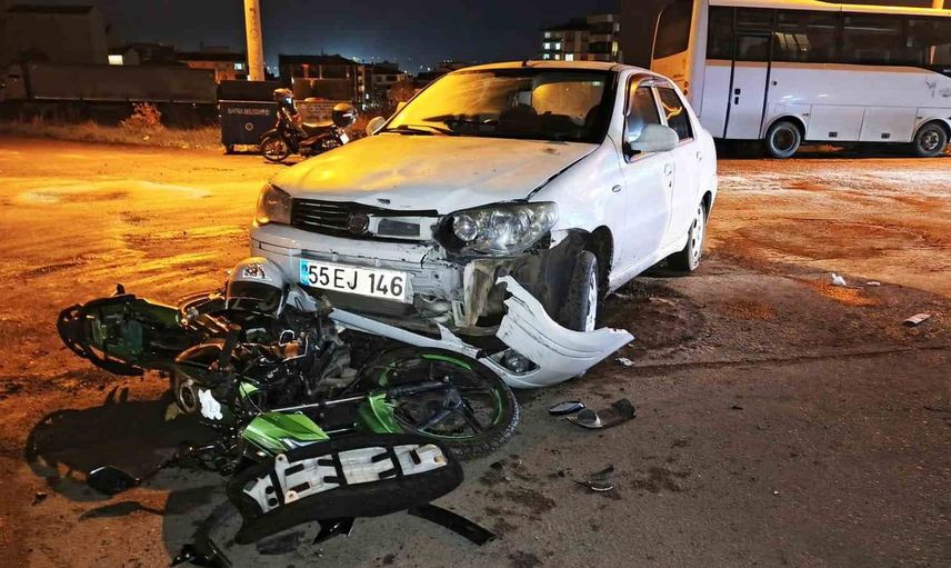 Bafra'da trafik kazasında 3 kişi yaralandı