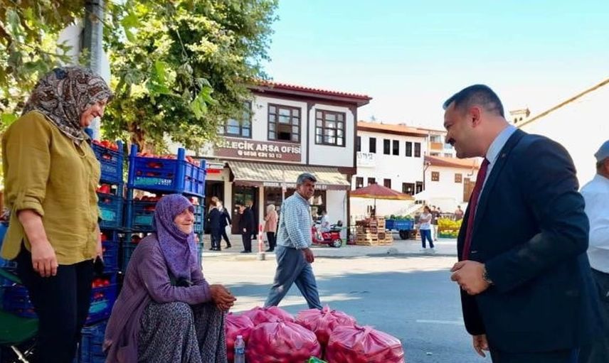 Gölpazarı kaymakamı panayırda esnafla buluştu