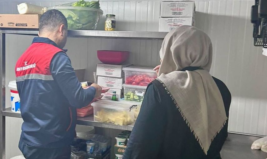 Bolvadin'deki okul kantinlerinde gıda güvenliği denetimi yapıldı