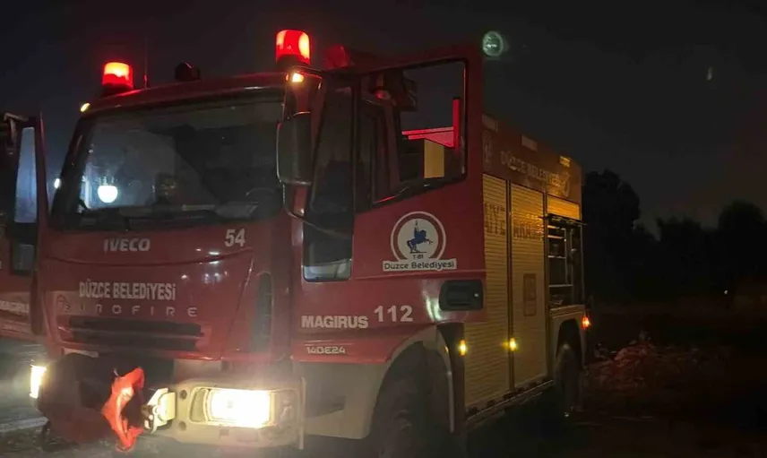 Eşek kurtarılmayı beklerken sahibine doğru koştu