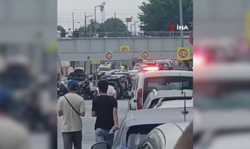 Bıçaklı saldırgan polisten kaçamadı: Uyuşturucu ile yakalandı