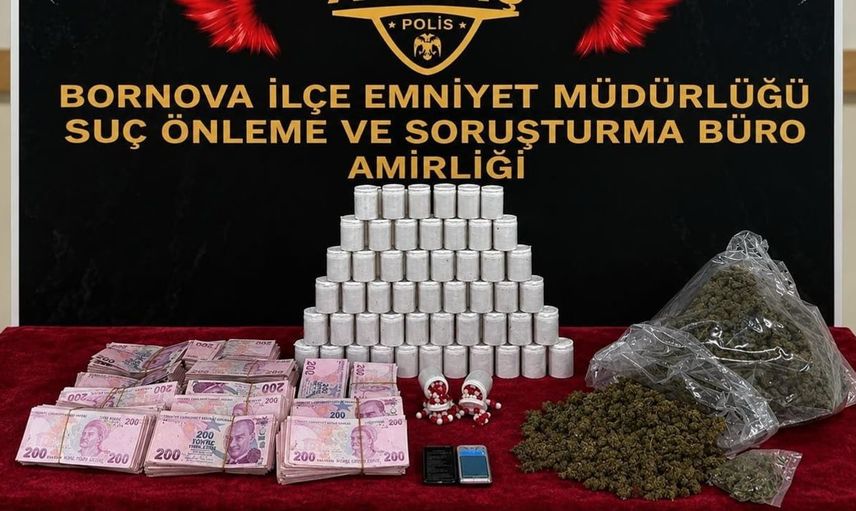 Uyuşturucu operasyonunda bir evde binlerce hap ve esrar ele geçirildi