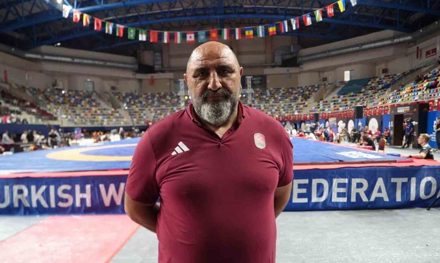 Kocaeli'de uluslararası güreş turnuvası başladı