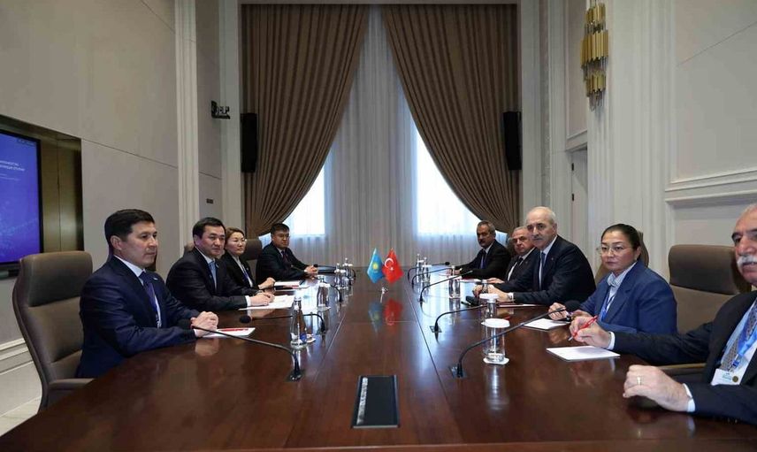 Kurtulmuş, Bişkek'te Kazakistan Kurultay Başkanı ile ilişkileri güçlendirdi