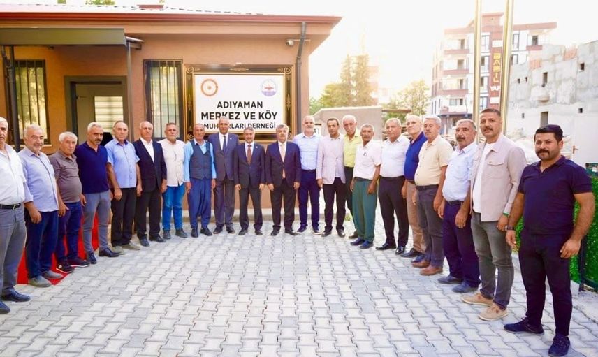 Adıyaman'da muhtarlarla buluşan başkan çadır, ihtiyaçları dinledi