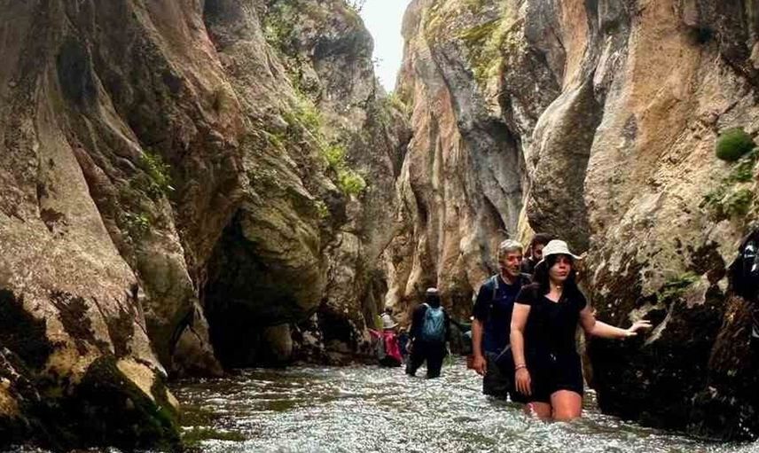 Gümüşhane’de doğaseverler yılanlı kanyon’u keşfetti
