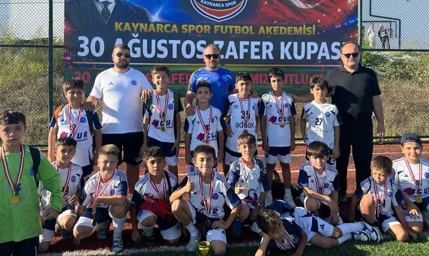 1299 Bilecikspor, Zafer Kupası'nda başarılı bir performans sergileyerek grubu lider tamamladı
