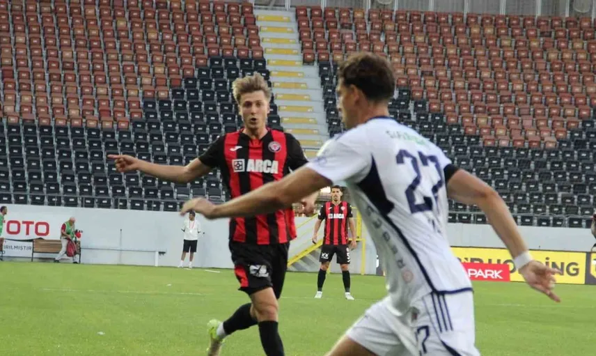 Kasımpaşa'nın üstünlüğü sürüyor: Çorum FK: 0 - Kasımpaşa: 1