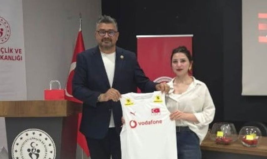 Kayseri'de voleybol sezonu öncesi bilgilendirme toplantısı yapıldı