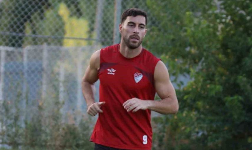 Elazığspor yeni sezon hazırlıklarına hız kesmeden devam ediyor
