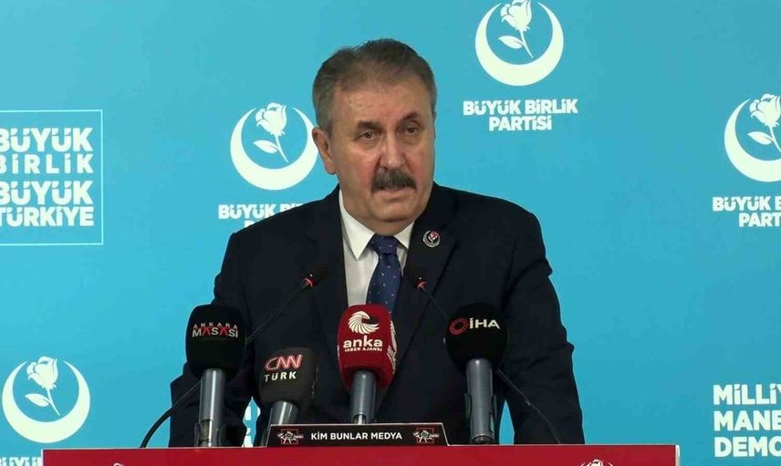 Mustafa Destici'den terörle mücadele vurgusu: devletten güçlü bir irade bekleniyor