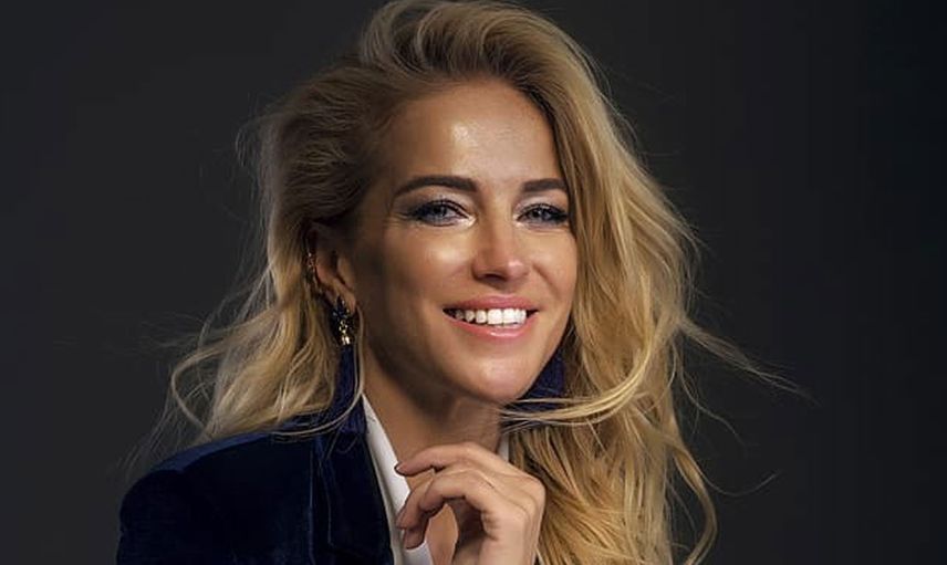 45 yaşında vasiyetini hazırlayan Burcu Esmersoy, anne ve babasından intikamını yıllar sonra aldı