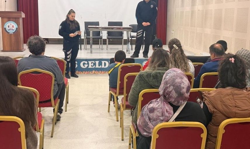 Niğde'de polisten öğrencilere güvenlik bilgilendirmesi