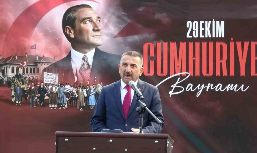 Zonguldak'ta Cumhuriyet coşkusu: 29 Ekim kutlamaları kalabalık bir katılımla gerçekleşti