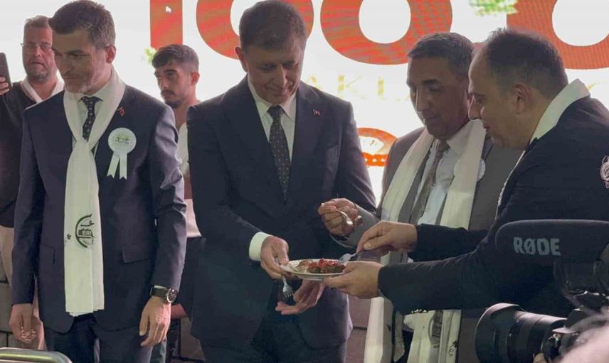 Erbaa Belediyesi'nden Narince yaprağıyla rekorluk lezzet