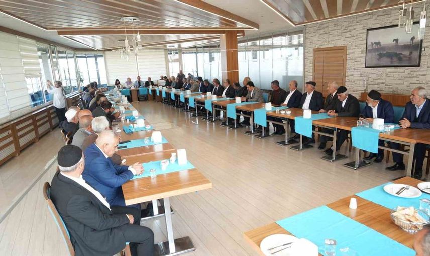Muş'ta kanaat önderleri 'terörsüz Türkiye' için bir araya geldi